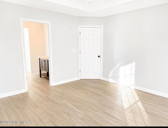 Building Photo - 607 Sunset Oaks Ln