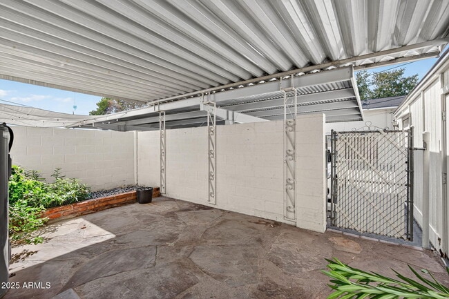 Building Photo - 1339 N 44th St