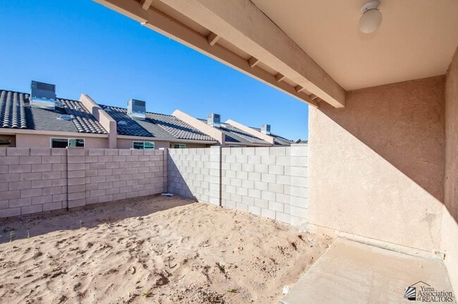 Building Photo - 7387 E 39th St