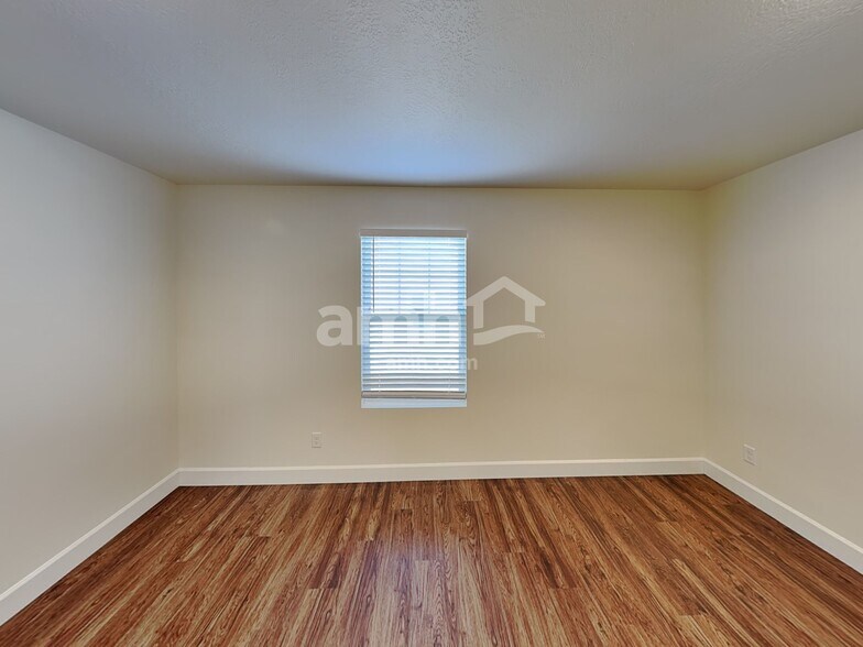 Building Photo - 6098 W Copper Hawk Dr