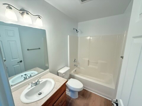 Building Photo - 345 E Victor Cir