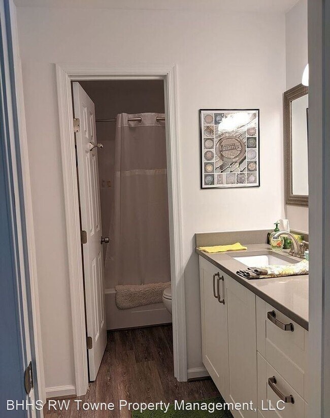 Building Photo - 2 br, 2 bath House - 708 S Henry St #9