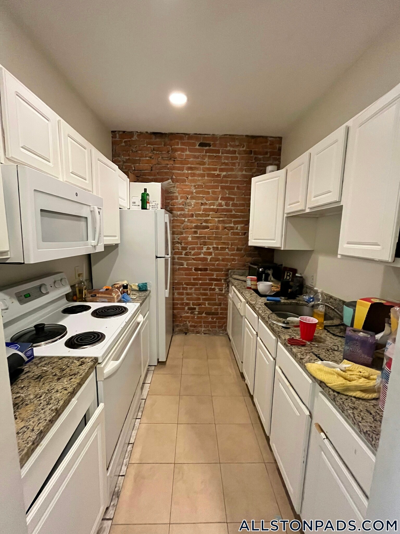 Building Photo - 1130 Commonwealth Ave