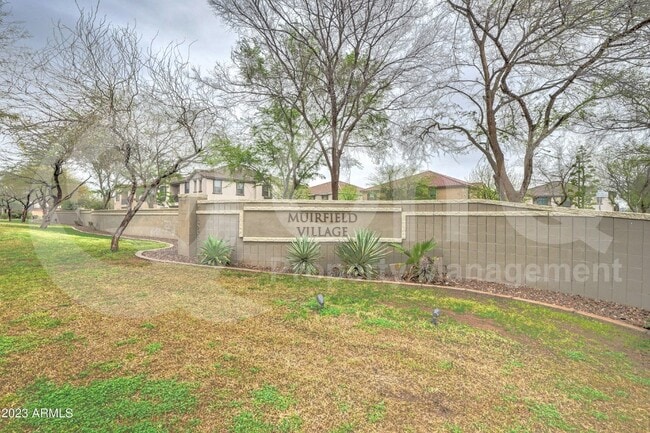 Building Photo - 1255 S Rialto