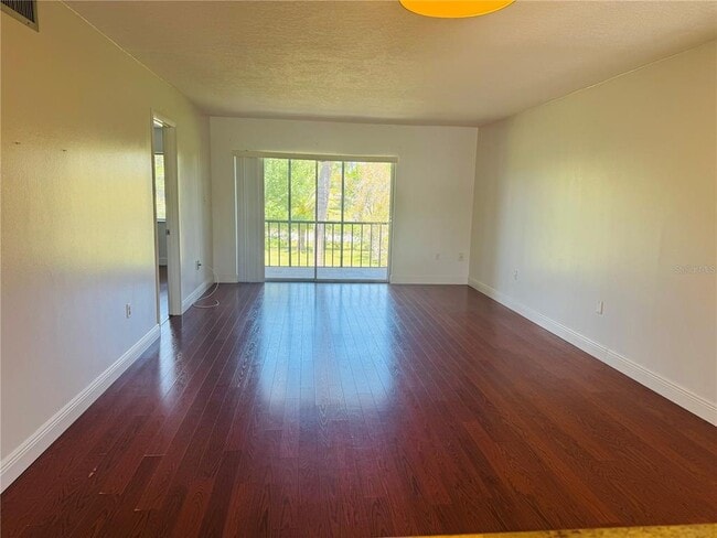 Building Photo - 152 Cypress Ln