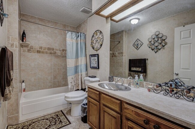 Building Photo - 2828 El Paso Way
