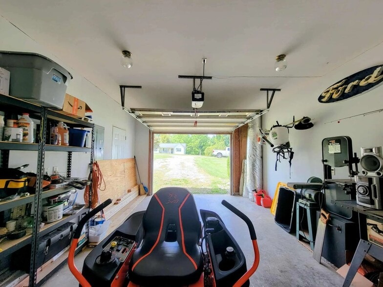 Building Photo - 1764 Bouton Dr