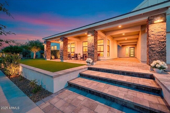 Building Photo - 9407 S 13th Way