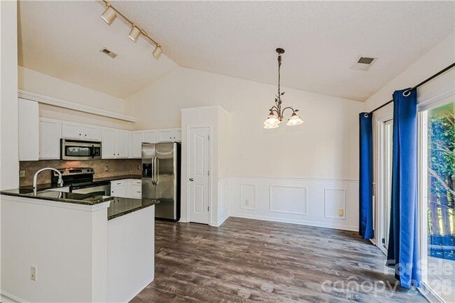 Building Photo - 12819 Slade Castle Ct