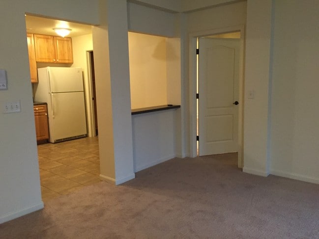 Building Photo - Maison de la Trace