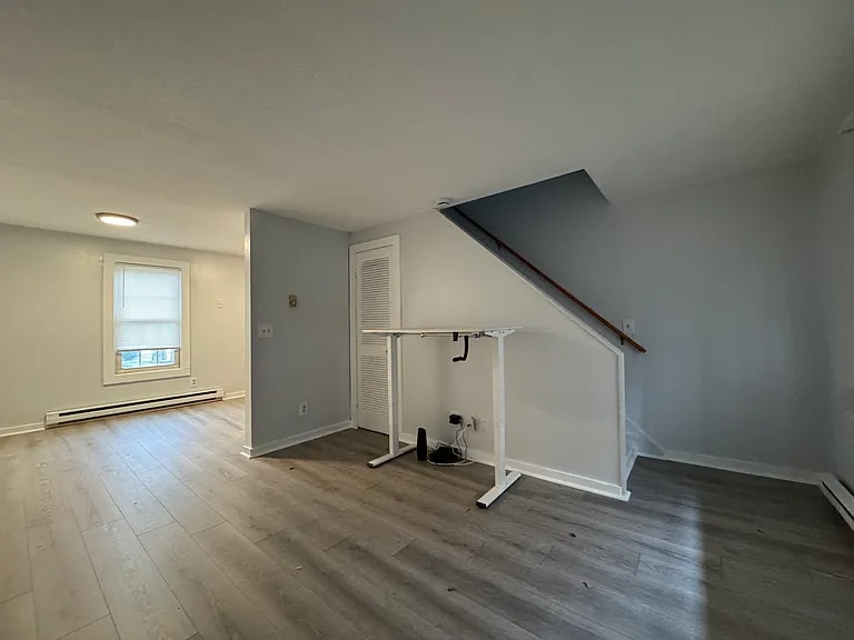 Building Photo - 259 Main St S