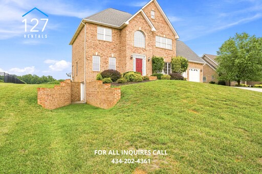 Building Photo - Comfortable & Stunning 4-Bedroom House in Prime Forest Location!