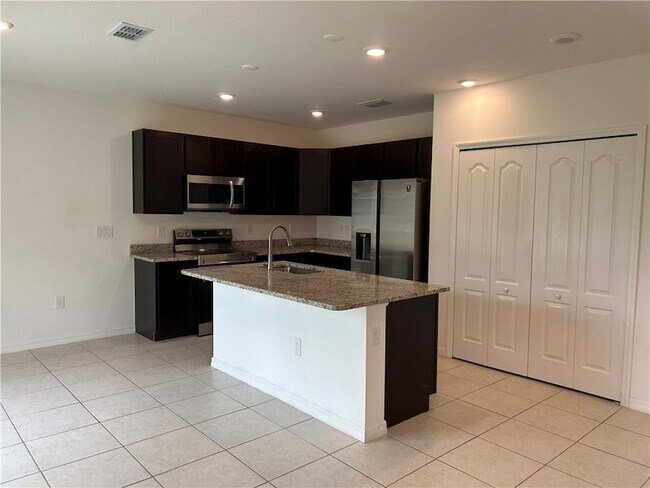 Building Photo - 8046 104th Ct