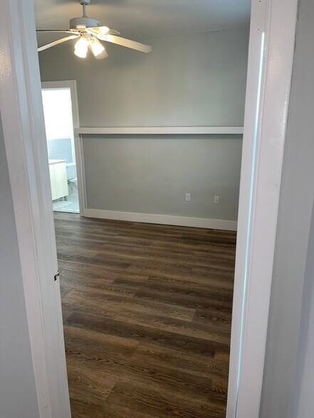 Building Photo - 536 14th St