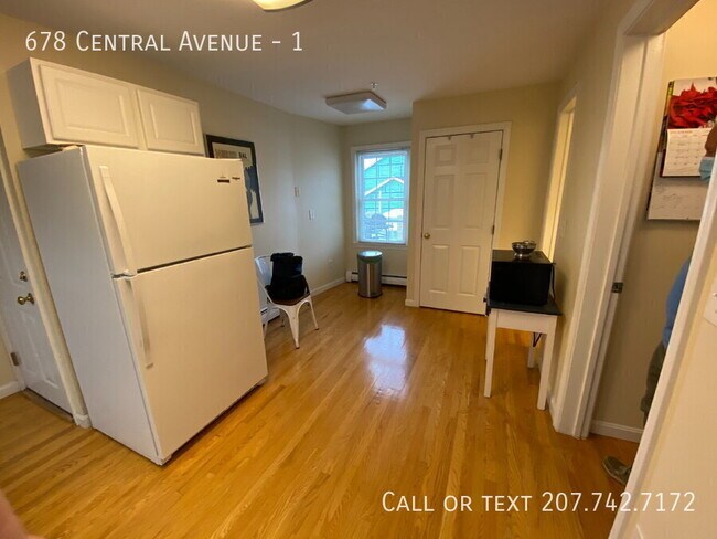 Building Photo - 678 Central Ave