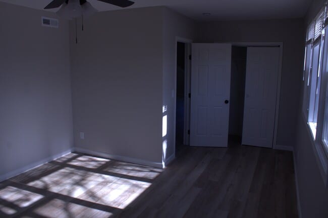 Building Photo - 13070 New Halls Ferry Road