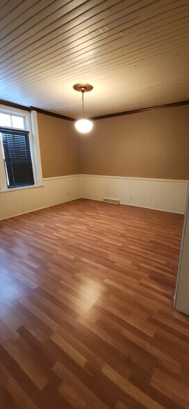 Building Photo - 1734 N Pulaski St