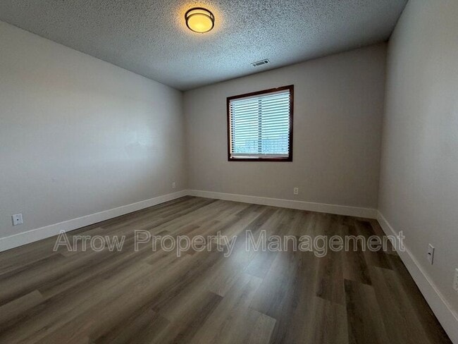 Building Photo - 2340 N 44th St