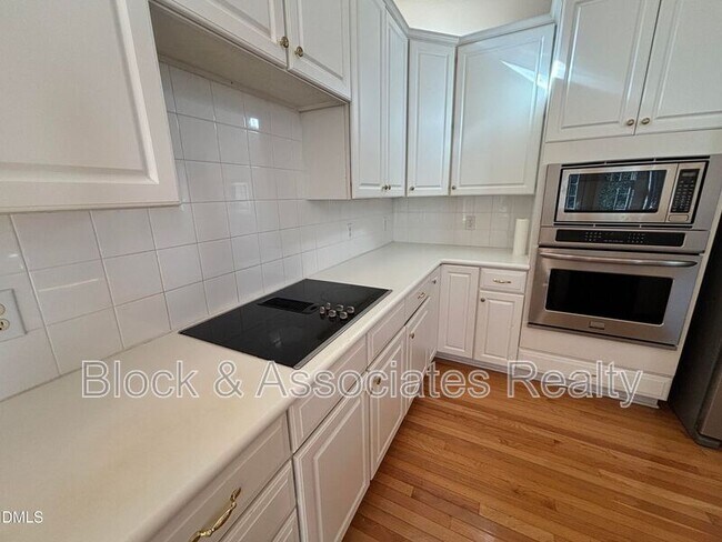 Building Photo - 11729 Broadfield Ct