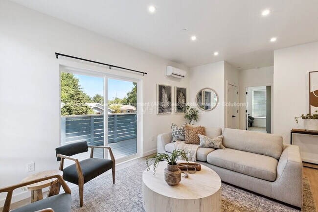 Building Photo - 1624 NW 17th St