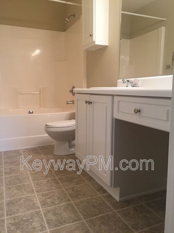 Building Photo - 5166 Aruba Cir