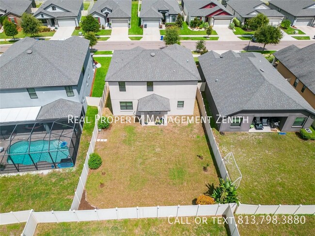 Building Photo - 12149 Creek Preserve Dr