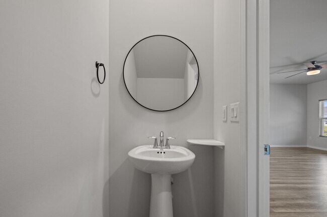 Building Photo - 135 Empyrean Cir