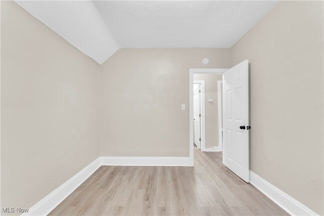 Building Photo - 3820 W 34th St