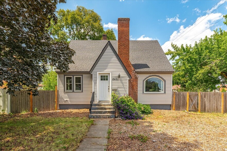 Primary Photo - 2431 N Atlantic St