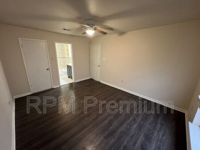 Building Photo - 5268 S Brightside View Dr