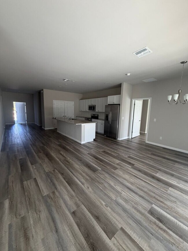 Building Photo - 309 Panorama Ave