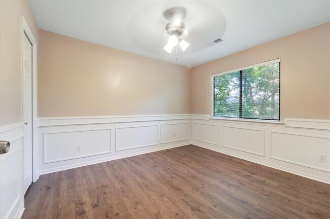 Building Photo - 30 Willowwood Cir