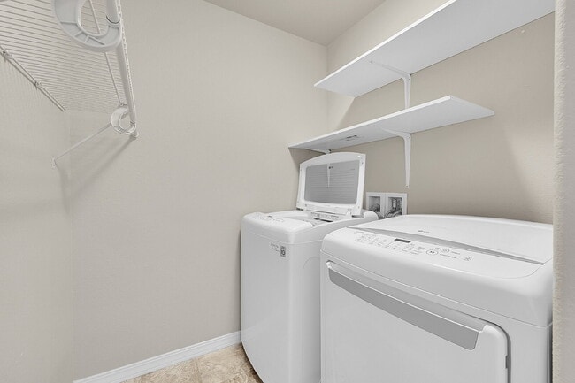 Building Photo - $2,340.95 with $300 off the first month's rent, 2 Beds, 2.5 Baths, Captivating Home in Colorado S...