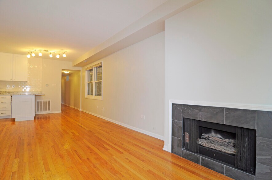 Building Photo - 1409 Mohawk N St
