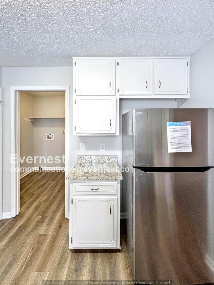 Building Photo - 95 Rosebud Ln