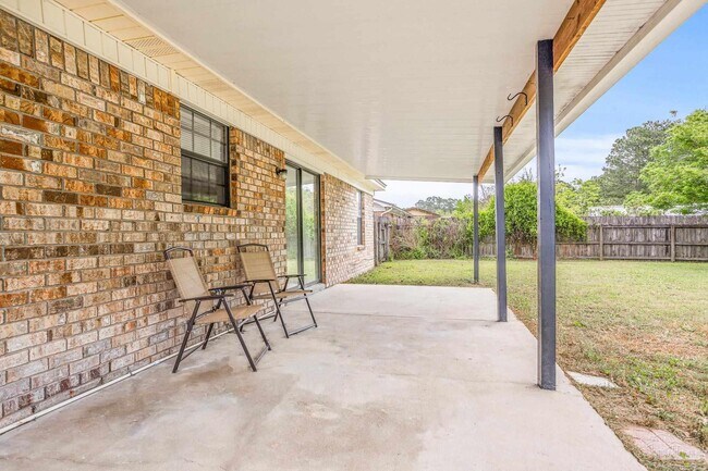 Building Photo - 10601 Silver Creek Dr