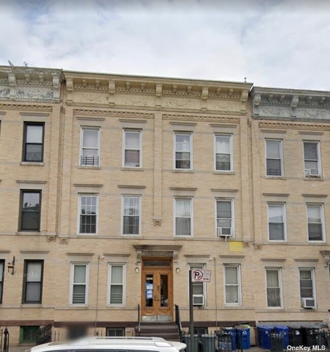 7113 Fresh Pond Rd 7113 Fresh Pond Rd Queens NY 11385 Apartment