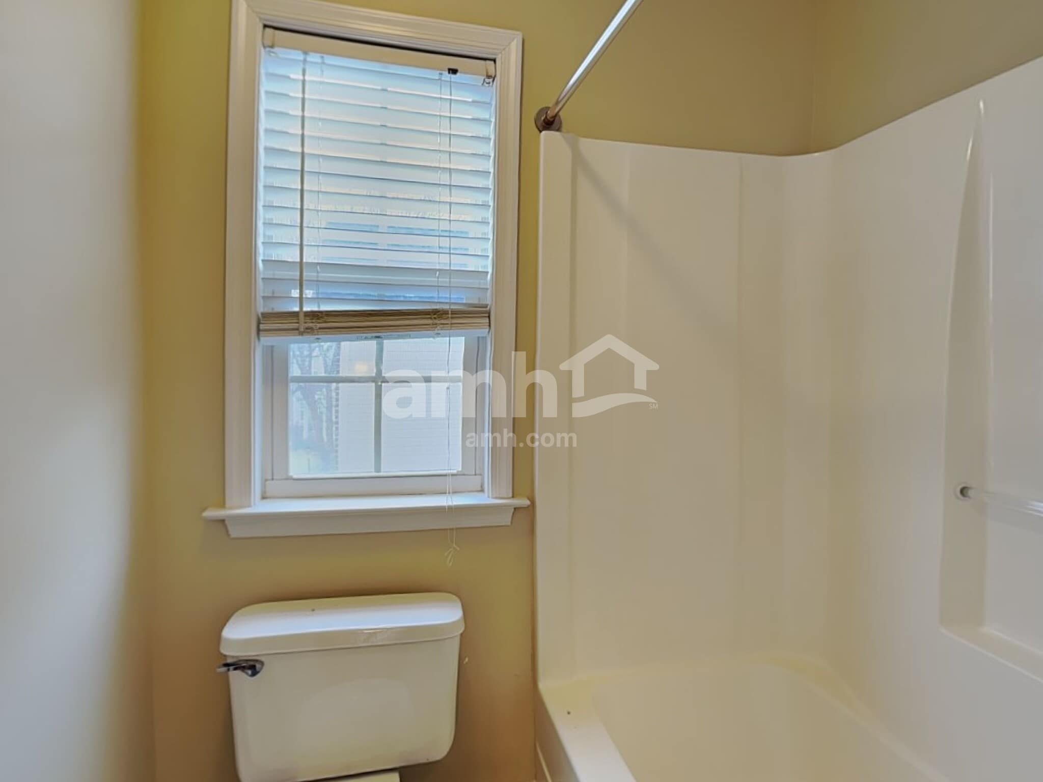 Building Photo - 1710 Springfield Village Ct