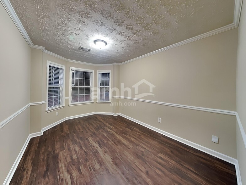 Building Photo - 3801 Bogan Mill Rd