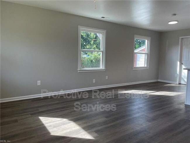 Building Photo - 7120 Clarion Ln