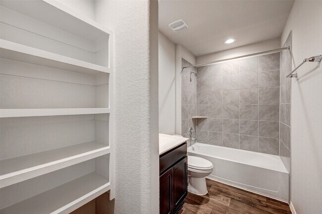 Building Photo - 1710 Goose Island Ln
