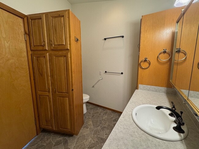 Building Photo - 24103 Vashon Hwy SW