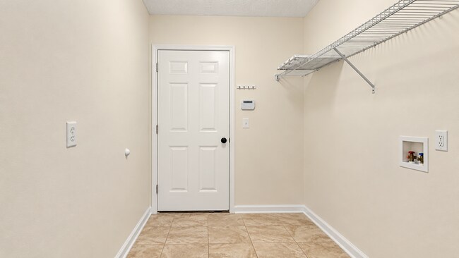 Building Photo - 86134 Venetian Ave