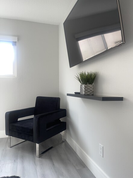 Building Photo - 12522 Montecito Rd