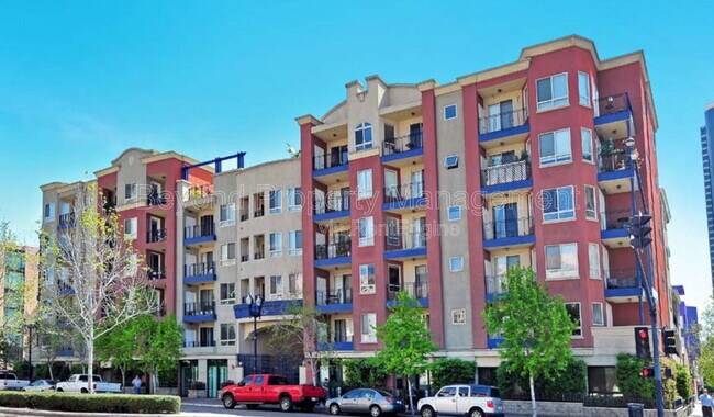 Primary Photo - 235 Market St