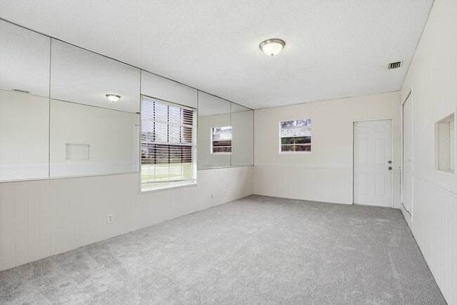 Building Photo - 8362 Kipling Ct