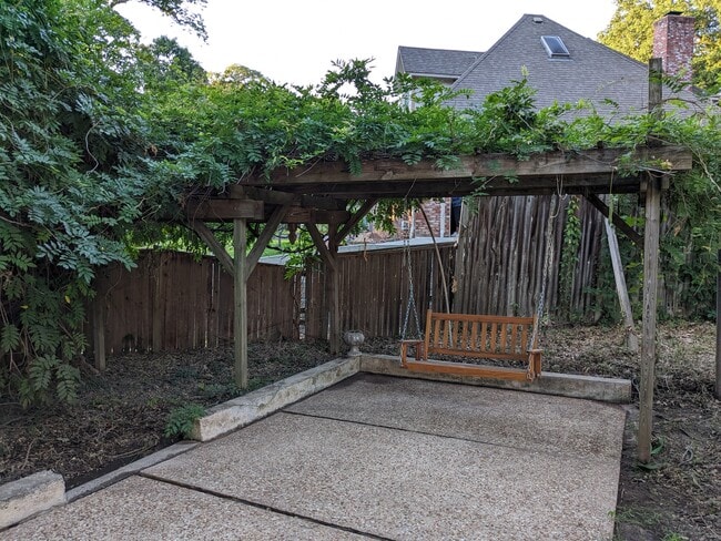 Building Photo - 10501 S Quebec Ave