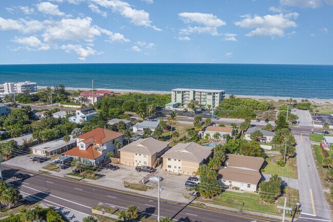 Building Photo - 1279 S Orlando Ave