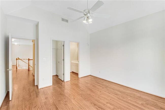 Building Photo - 290 Windsor Gate Cove NE