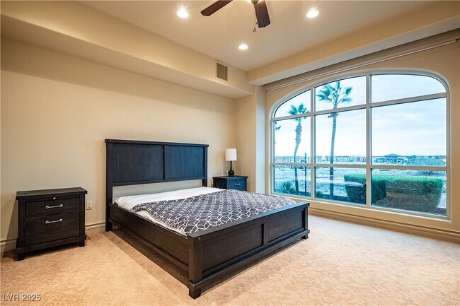 Building Photo - 9101 Alta Dr
